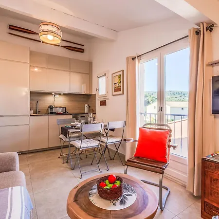 Apartment Lou Paradou By Interhome Sainte-Maxime